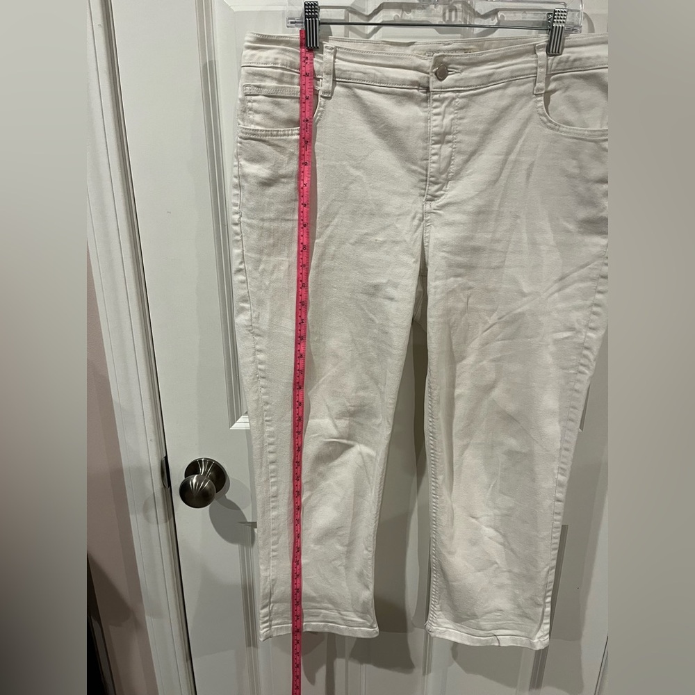Jones New York Jeans City Cuffed Capri White Jeans Size 14 - Picture 5 of 7